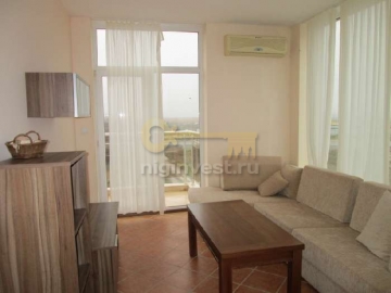 Продава се тристаен апартамент в Слънчев бряг, България