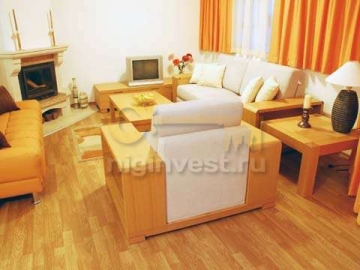 Продават се два тристайни апартамента, Ахелой, България