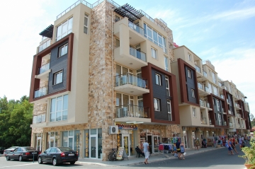 Продават се студия и апартамент, Слънчев бряг, България