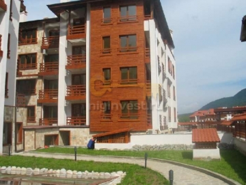 Продава се тристаен апартамент, Банско, България