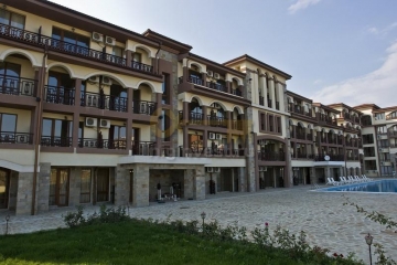 Студия и двухуровенная квартира на продажу, Святой Влас, Болгария