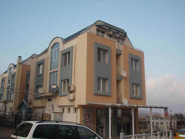 Продава се двустаен апартамент, Приморско, България