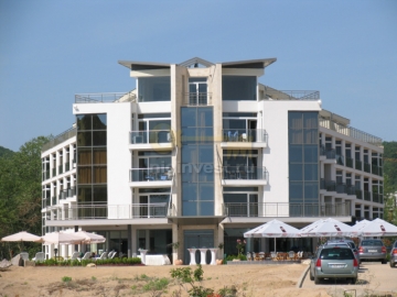 Новый апартаментс морской панорамой на первой линии, Созополь, Болгария
