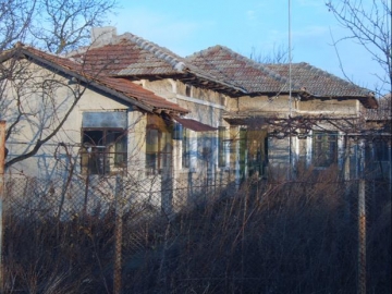 Продава се къща, Добрич, България